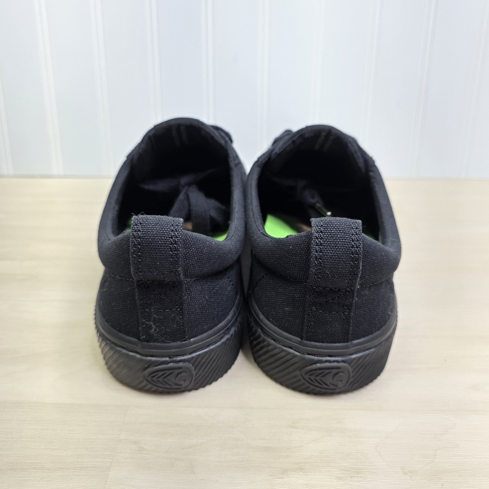 Cariuma OCA Low Casual All Black Canvas Low Top Sneakers Women's 9.5 Men's 8 - Picture 8 of 8